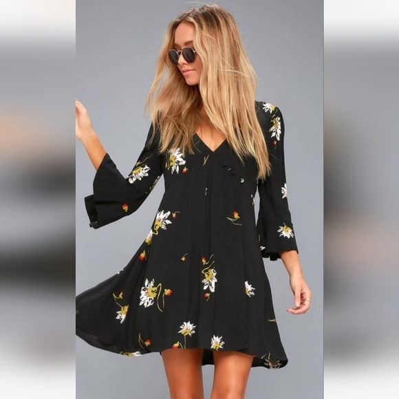 Free People Dresses & Skirts - Free People Womens Time On My Side Floral Print Bell Sleeves Wrap Dress Black M